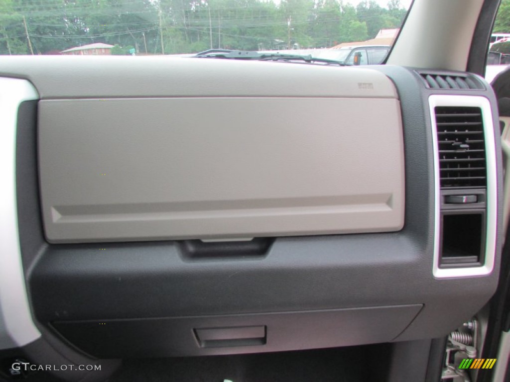 2010 Ram 2500 Laramie Crew Cab 4x4 - Austin Tan Pearl / Light Pebble Beige/Bark Brown photo #24