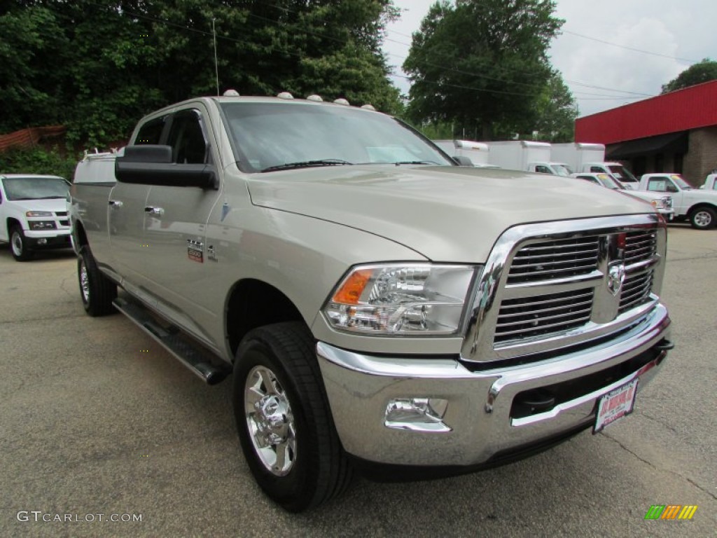 2010 Ram 2500 Laramie Crew Cab 4x4 - Austin Tan Pearl / Light Pebble Beige/Bark Brown photo #58