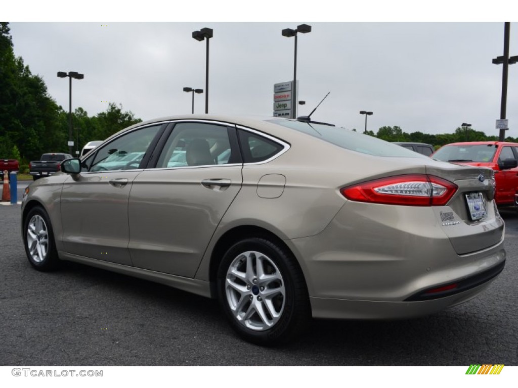 2016 Fusion SE - Tectonic Metallic / Dune photo #27