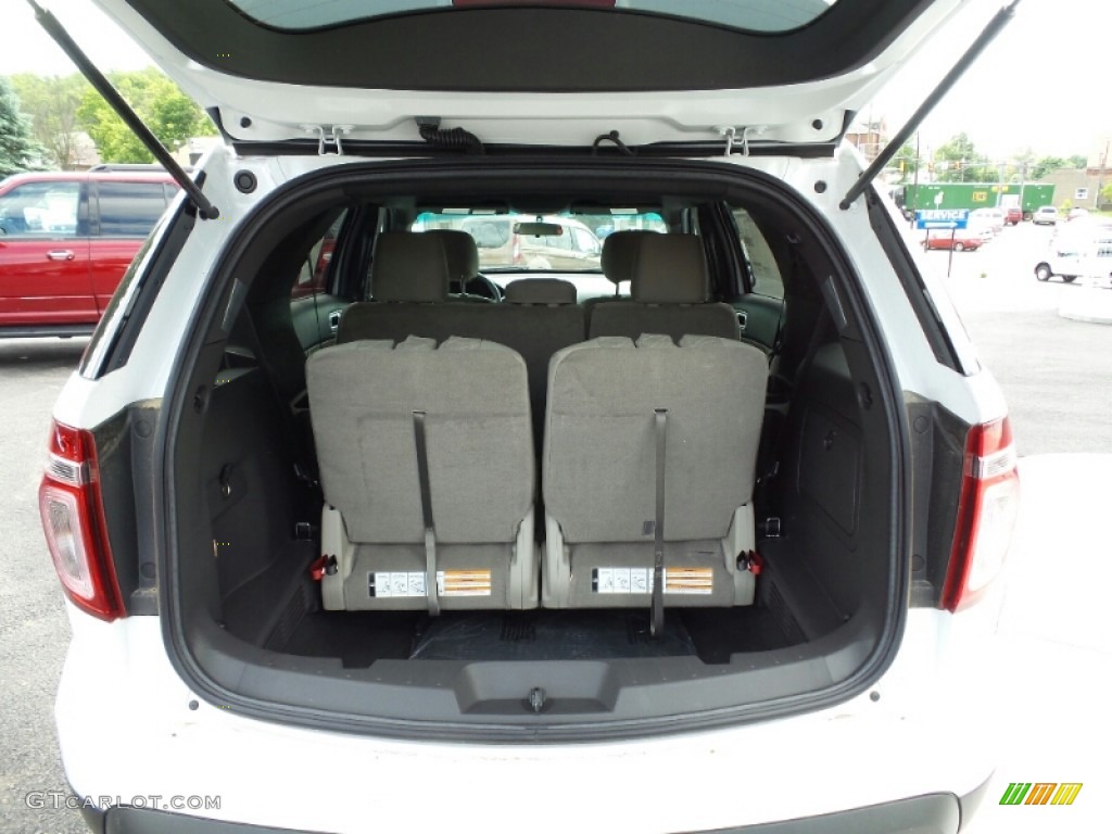 2015 Explorer 4WD - Oxford White / Medium Light Stone photo #4