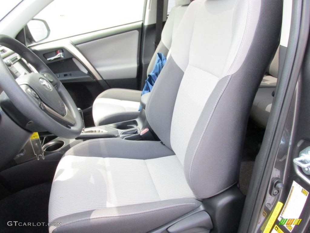 2015 RAV4 XLE - Magnetic Gray Metallic / Ash photo #21