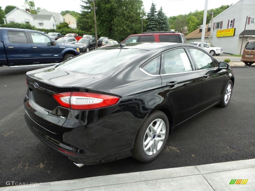 2016 Fusion SE - Shadow Black / Charcoal Black photo #5
