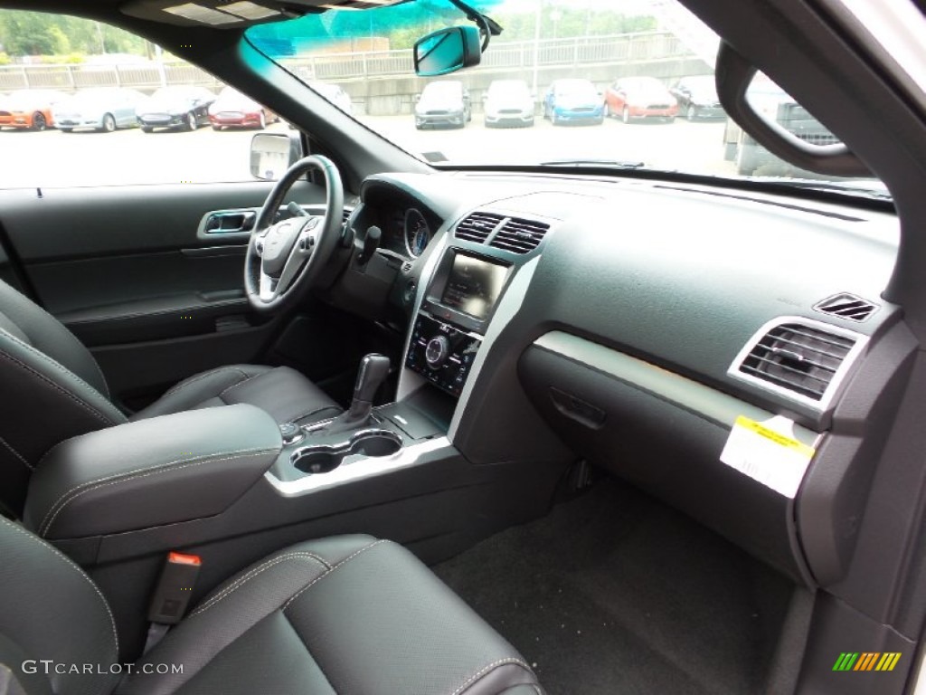 2015 Explorer Sport 4WD - Oxford White / Sport Charcoal Black photo #2