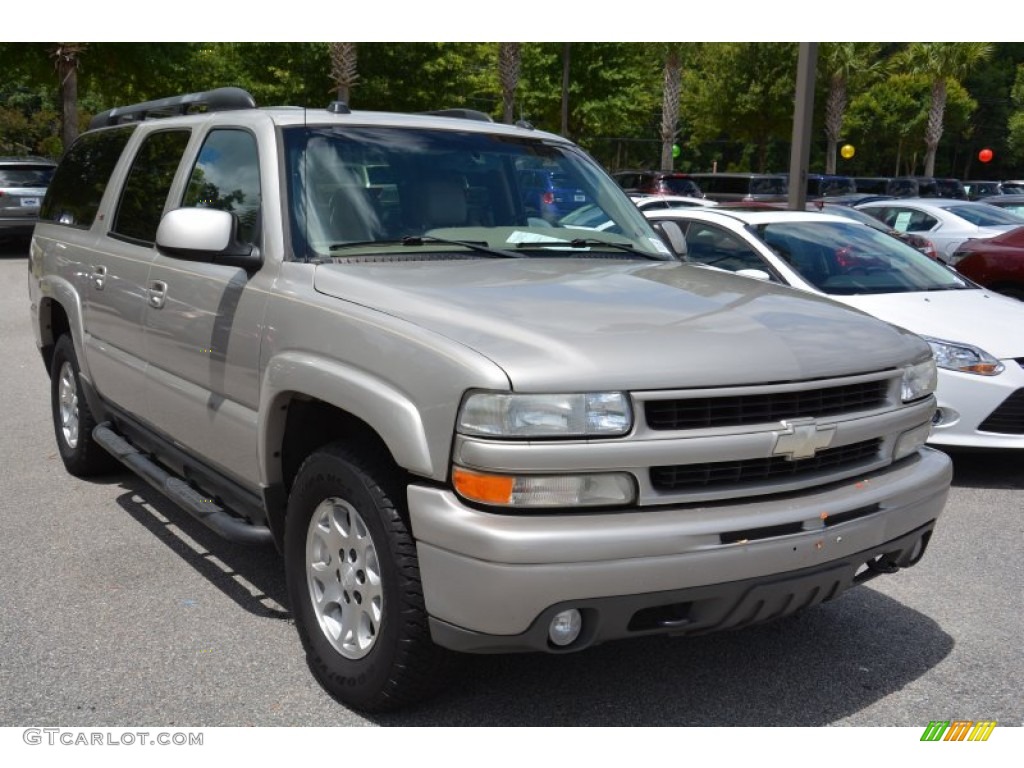 2005 Suburban 1500 Z71 4x4 - Sandstone Metallic / Tan/Neutral photo #1