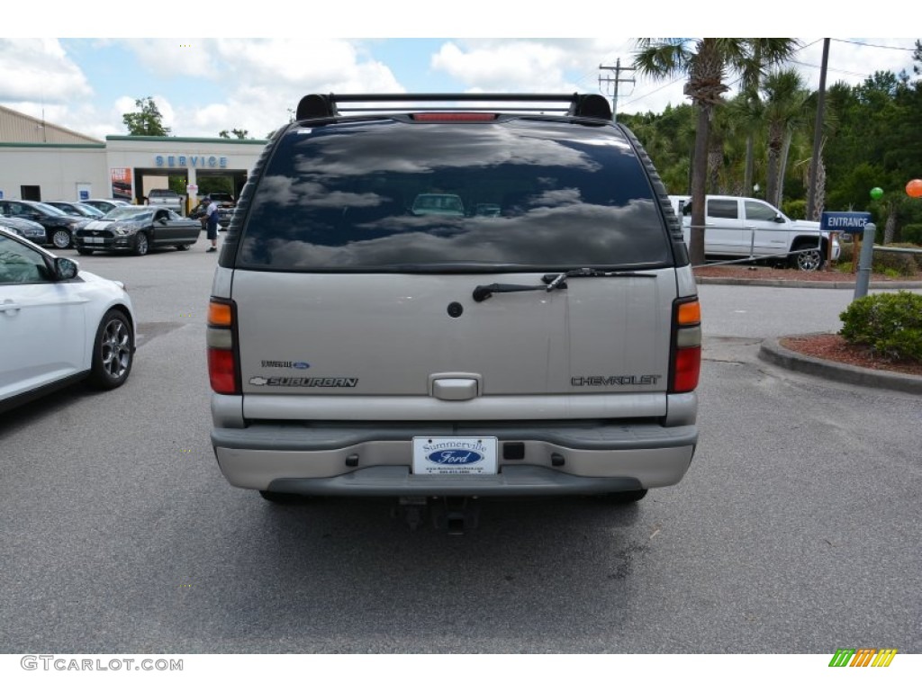 2005 Suburban 1500 Z71 4x4 - Sandstone Metallic / Tan/Neutral photo #6