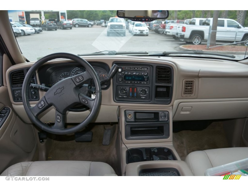 2005 Suburban 1500 Z71 4x4 - Sandstone Metallic / Tan/Neutral photo #9