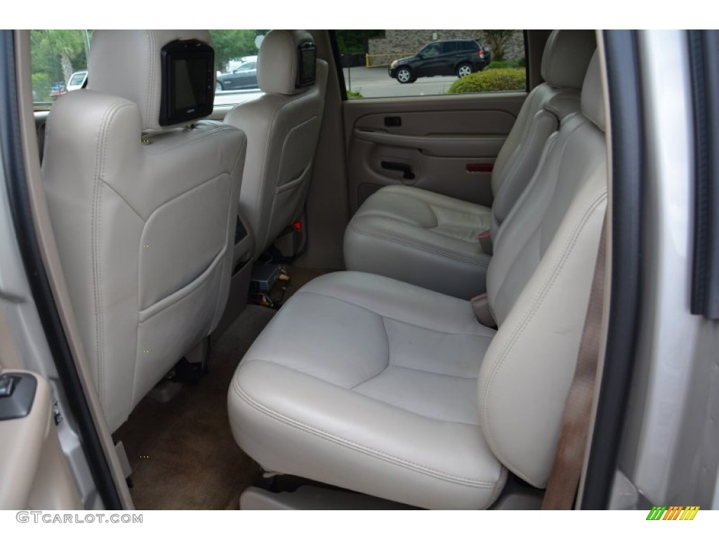 2005 Suburban 1500 Z71 4x4 - Sandstone Metallic / Tan/Neutral photo #14