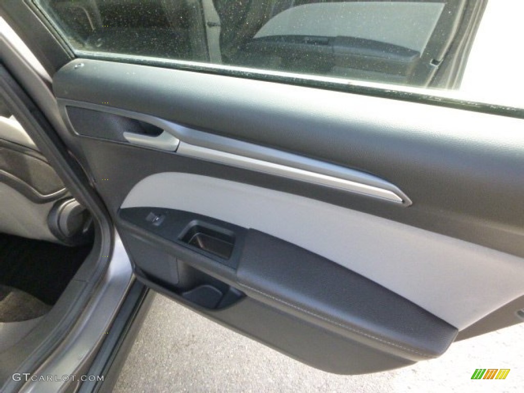 2013 Fusion S - Sterling Gray Metallic / Earth Gray photo #13