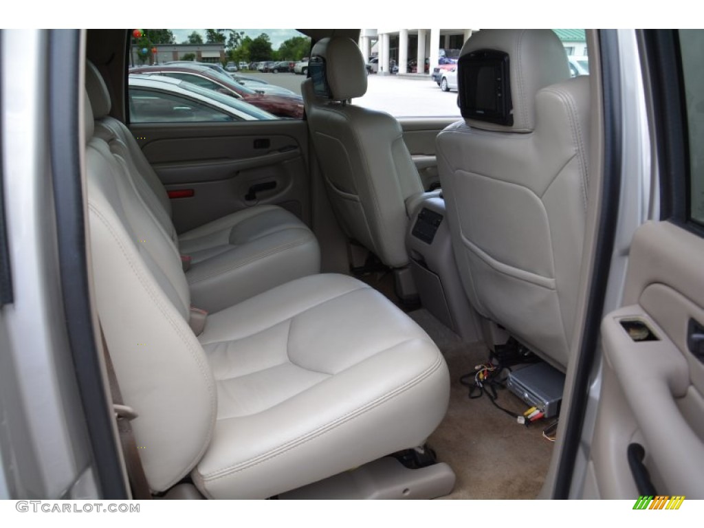 2005 Suburban 1500 Z71 4x4 - Sandstone Metallic / Tan/Neutral photo #18