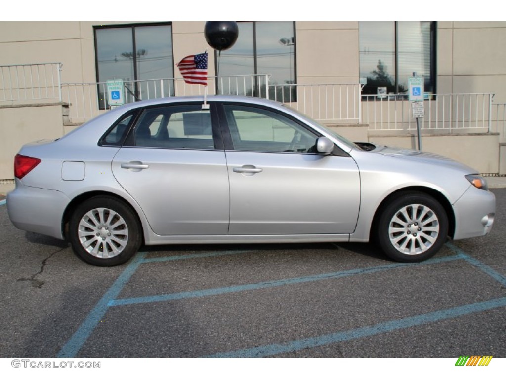 2011 Impreza 2.5i Premium Sedan - Spark Silver Metallic / Carbon Black photo #4