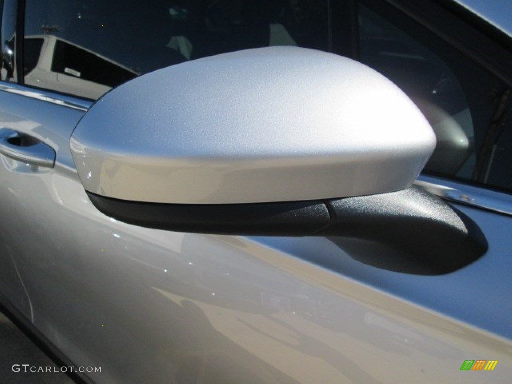 2016 Fusion S - Ingot Silver Metallic / Medium Earth Gray photo #4