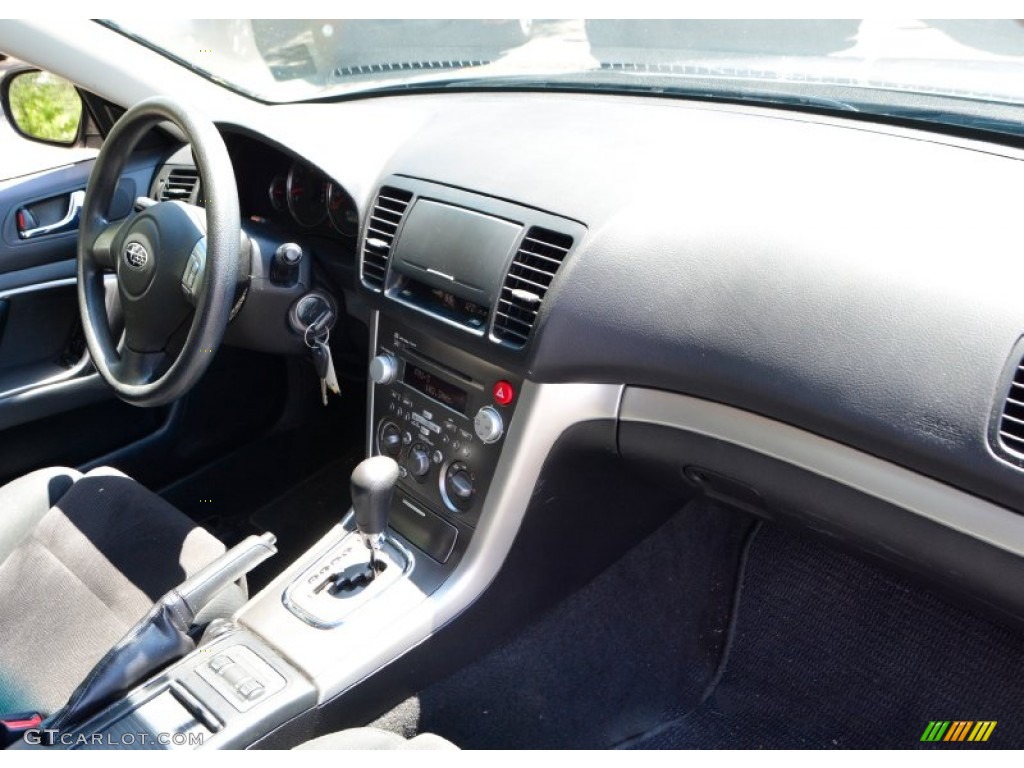 2008 Outback 2.5i Wagon - Quartz Silver Metallic / Off Black photo #9