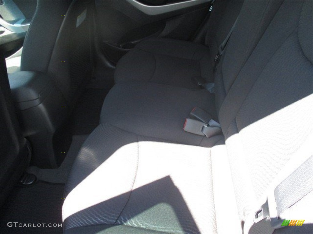 2016 Elantra Value Edition - White / Black photo #12