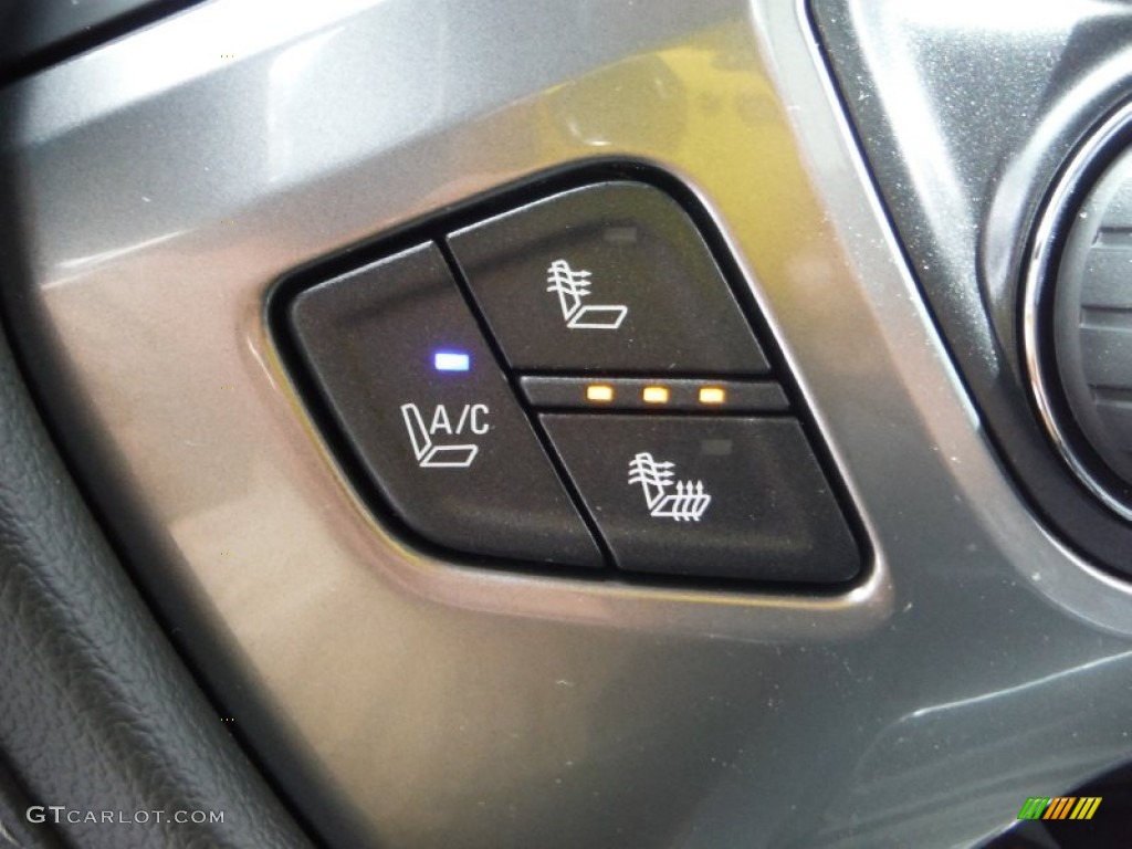 2015 Chevrolet Silverado 1500 LTZ Double Cab 4x4 Controls Photo #104499105