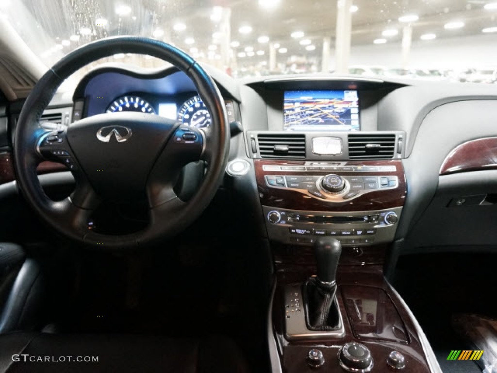 2014 Q70 3.7 AWD - Liquid Platinum / Graphite photo #10