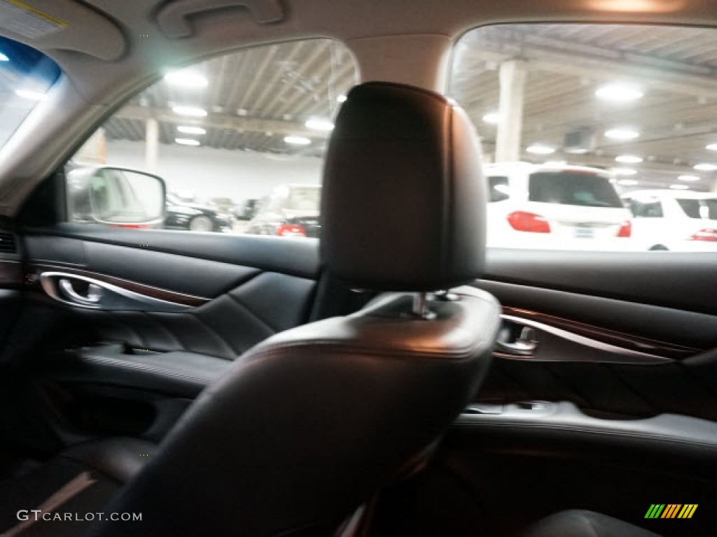 2014 Q70 3.7 AWD - Liquid Platinum / Graphite photo #12
