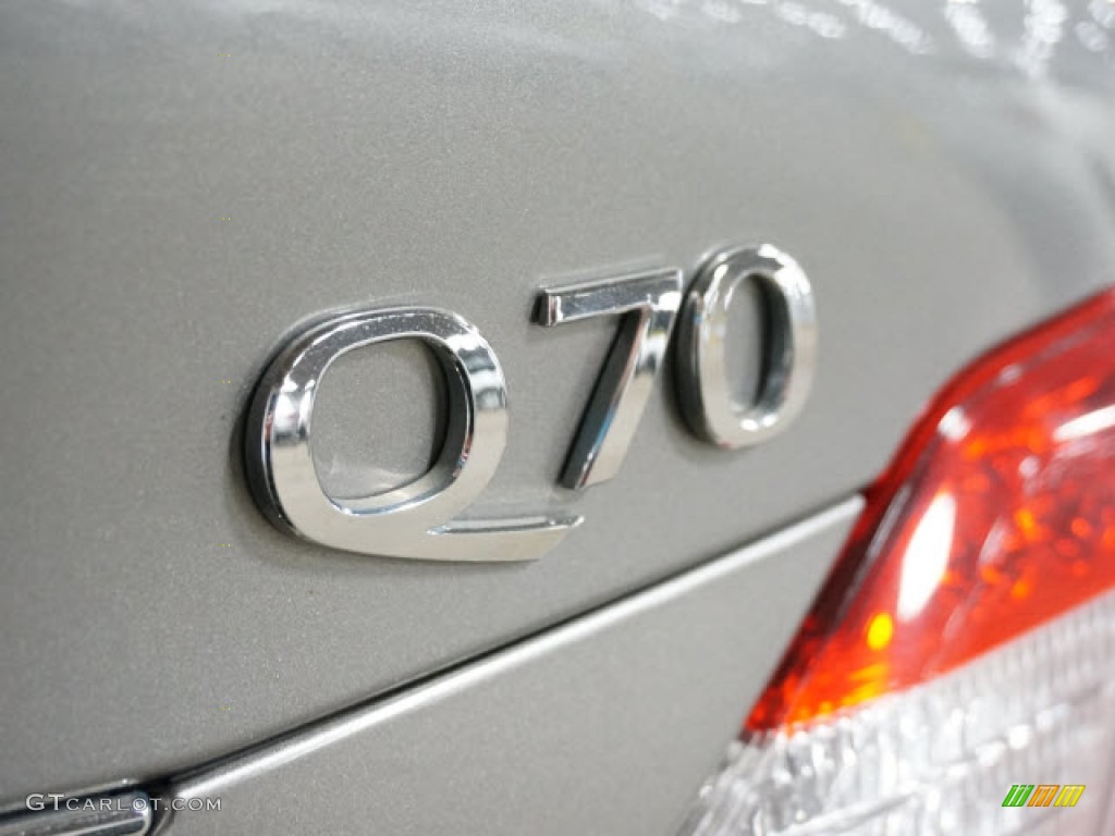2014 Q70 3.7 AWD - Liquid Platinum / Graphite photo #26