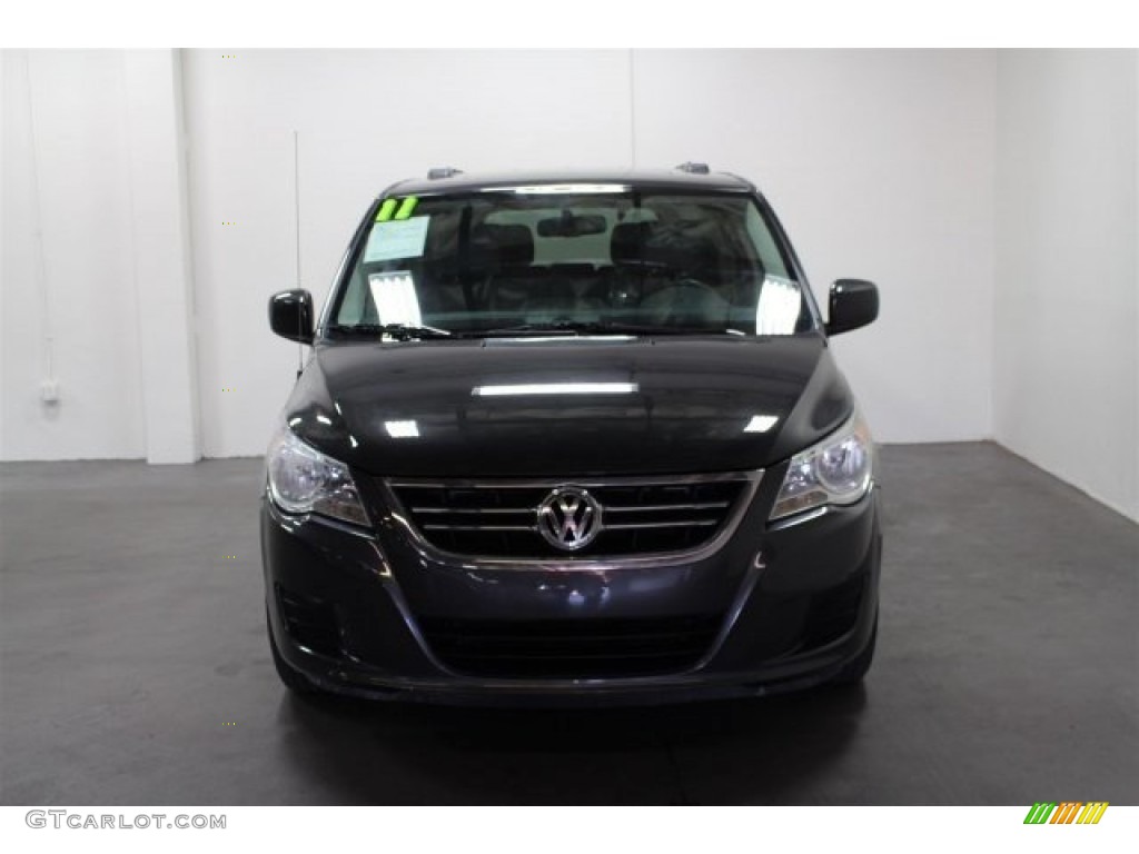 2011 Routan SEL - Twilight Gray Metallic / Aero Gray photo #7