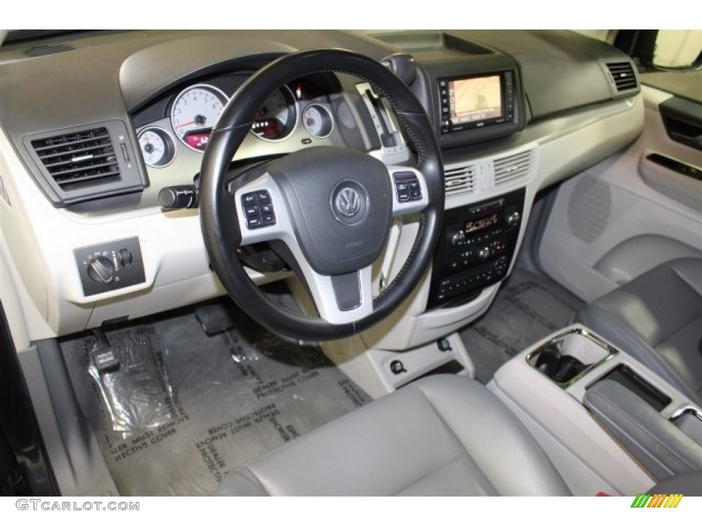 2011 Routan SEL - Twilight Gray Metallic / Aero Gray photo #9