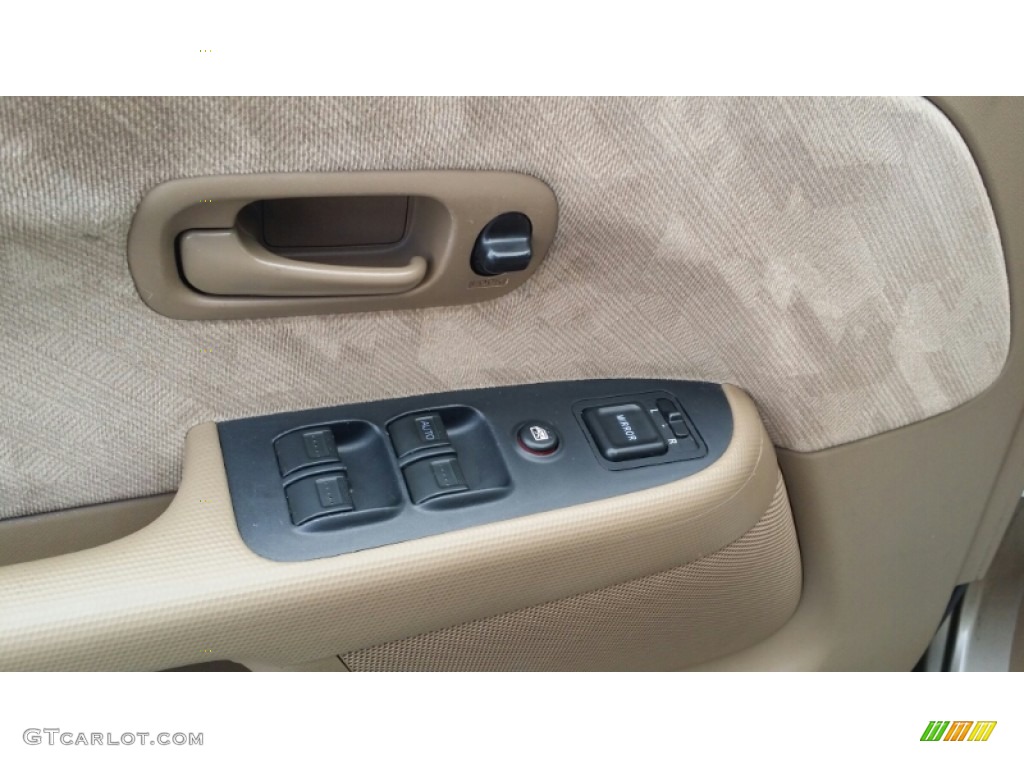 2004 CR-V EX 4WD - Mojave Mist Metallic / Saddle photo #20