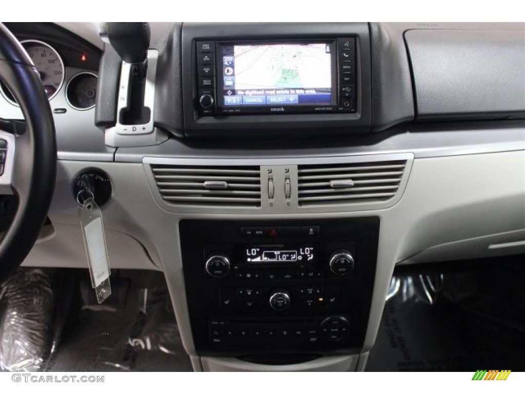2011 Routan SEL - Twilight Gray Metallic / Aero Gray photo #25