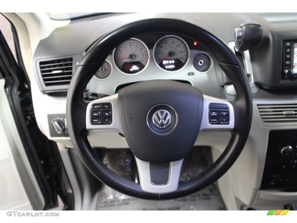 2011 Routan SEL - Twilight Gray Metallic / Aero Gray photo #26