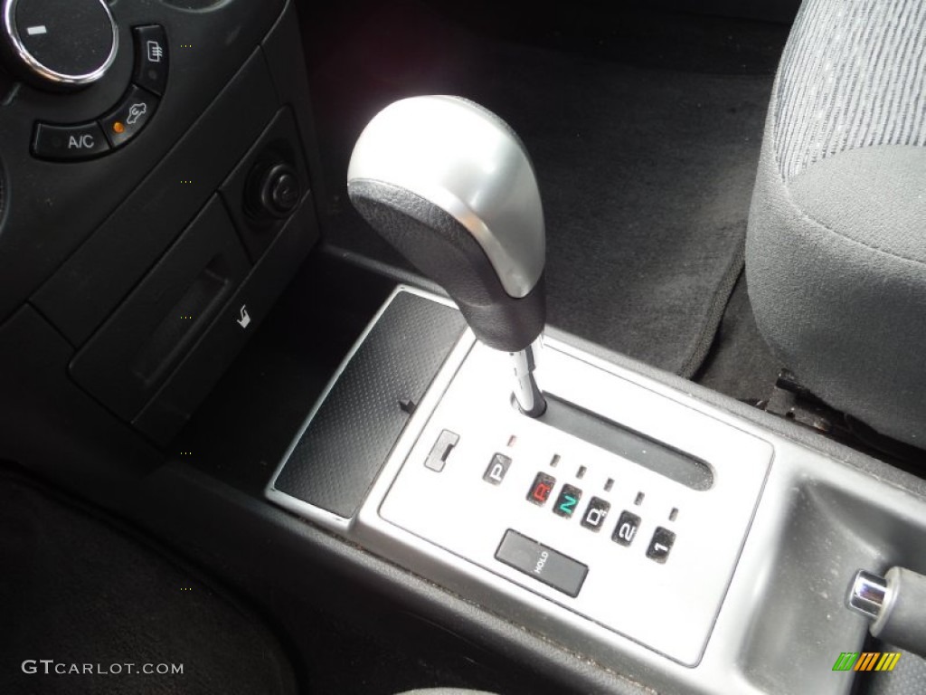 2011 Aveo LT Sedan - Wintergreen / Charcoal photo #11