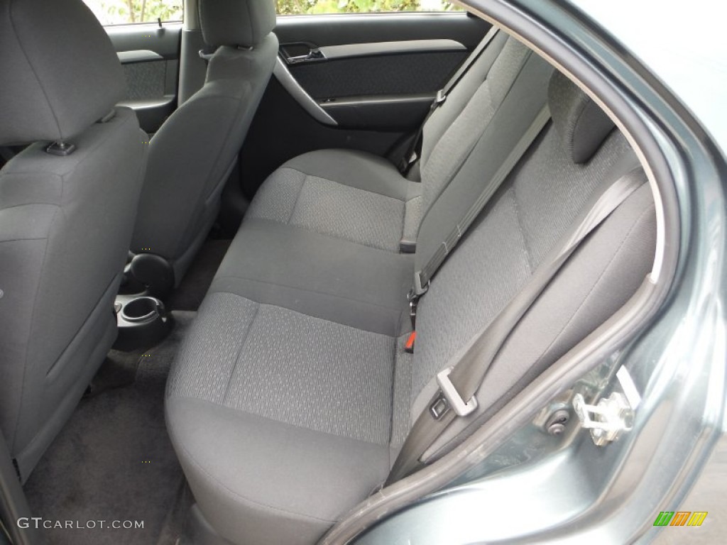 2011 Aveo LT Sedan - Wintergreen / Charcoal photo #17