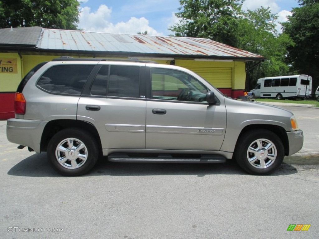 2003 Envoy SLE 4x4 - Sandalwood Metallic / Medium Pewter photo #2