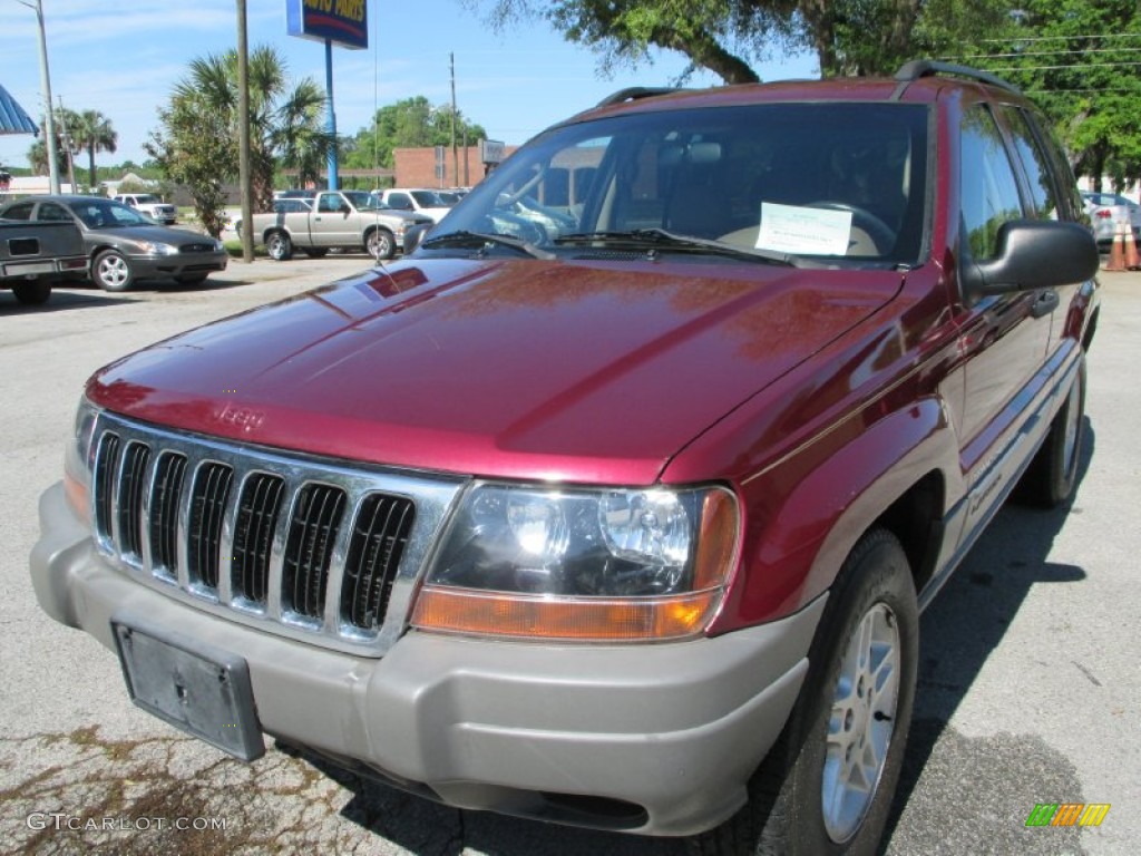 2002 Grand Cherokee Laredo - Dark Garnet Red Pearlcoat / Sandstone photo #7