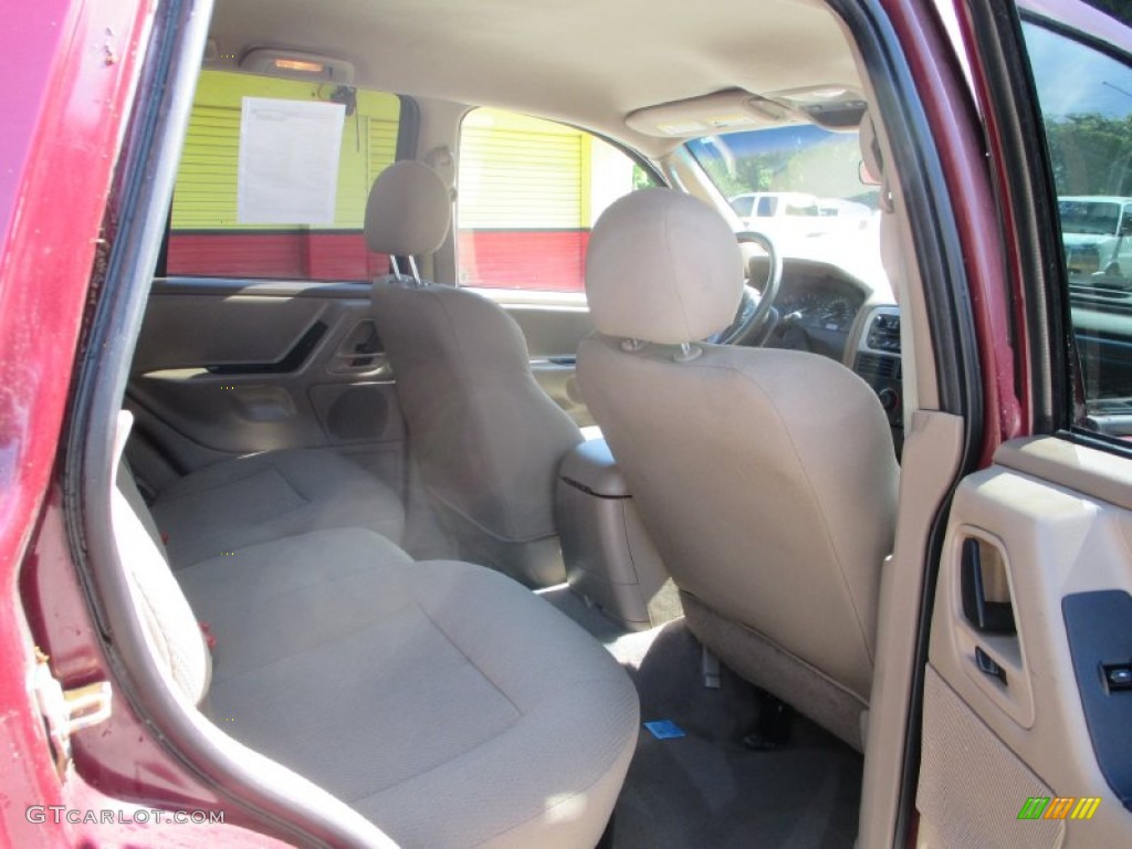 2002 Grand Cherokee Laredo - Dark Garnet Red Pearlcoat / Sandstone photo #13