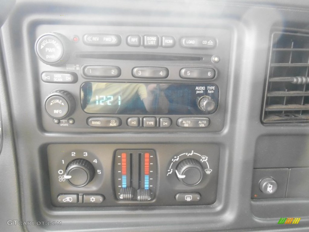 2005 Sierra 2500HD SLT Crew Cab 4x4 - Onyx Black / Dark Pewter photo #17
