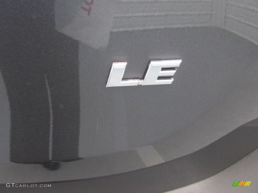 2015 RAV4 LE - Magnetic Gray Metallic / Ash photo #14