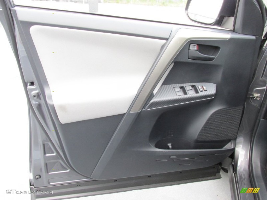 2015 RAV4 LE - Magnetic Gray Metallic / Ash photo #19