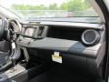 Super White - RAV4 XLE Photo No. 15
