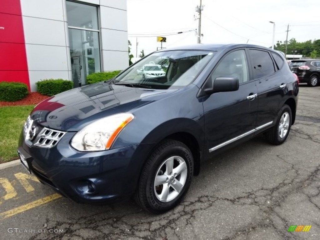 Graphite Blue Nissan Rogue