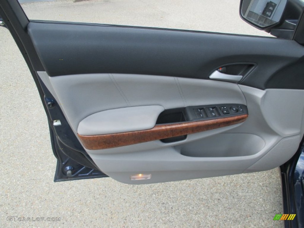 2011 Honda Accord EX-L Sedan Gray Door Panel Photo #104531890