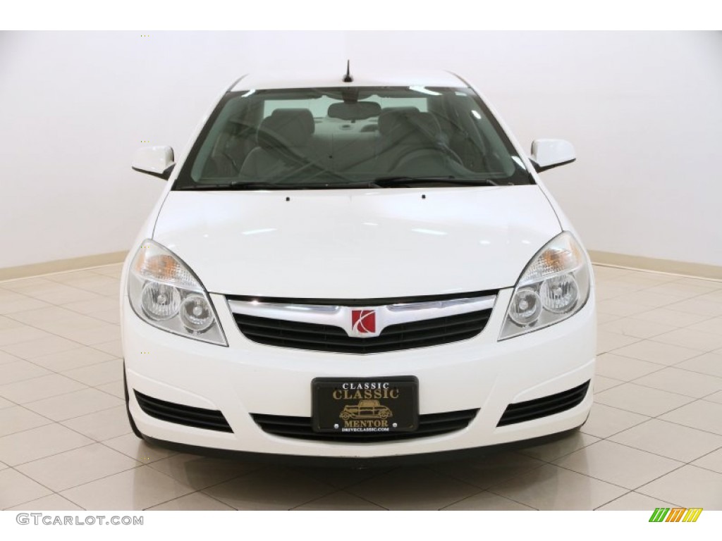 2007 Aura XE - Cream White / Gray photo #2