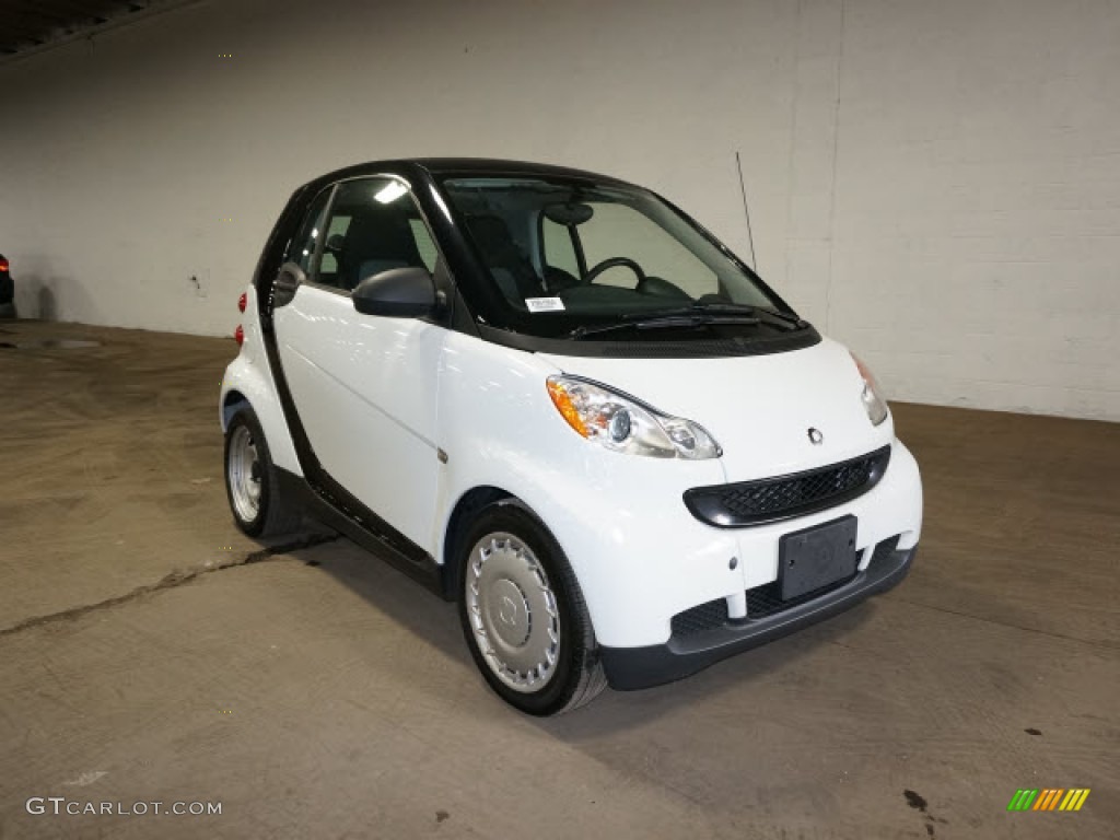 2012 fortwo pure coupe - Crystal White / Plain Black photo #1
