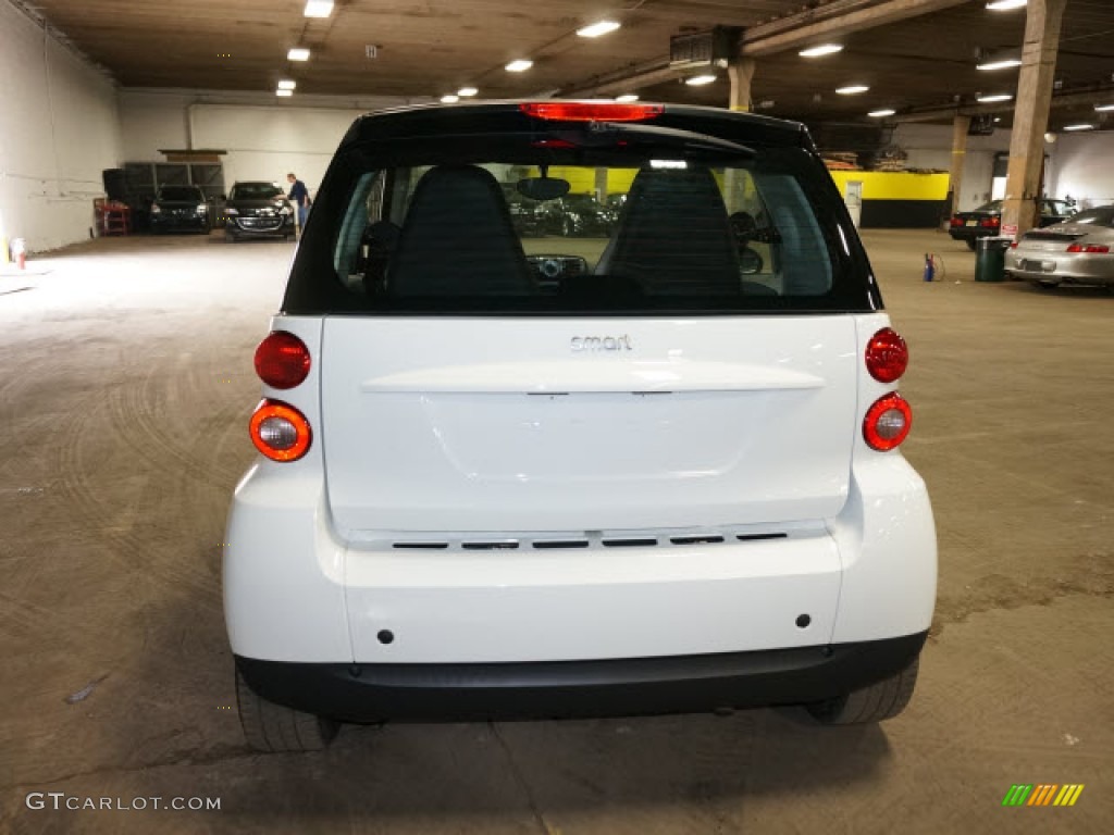 2012 fortwo pure coupe - Crystal White / Plain Black photo #6