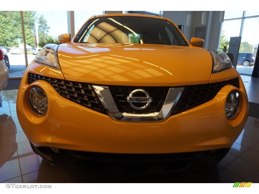 2015 Solar Yellow Nissan Juke SL 104518972 Photo 7