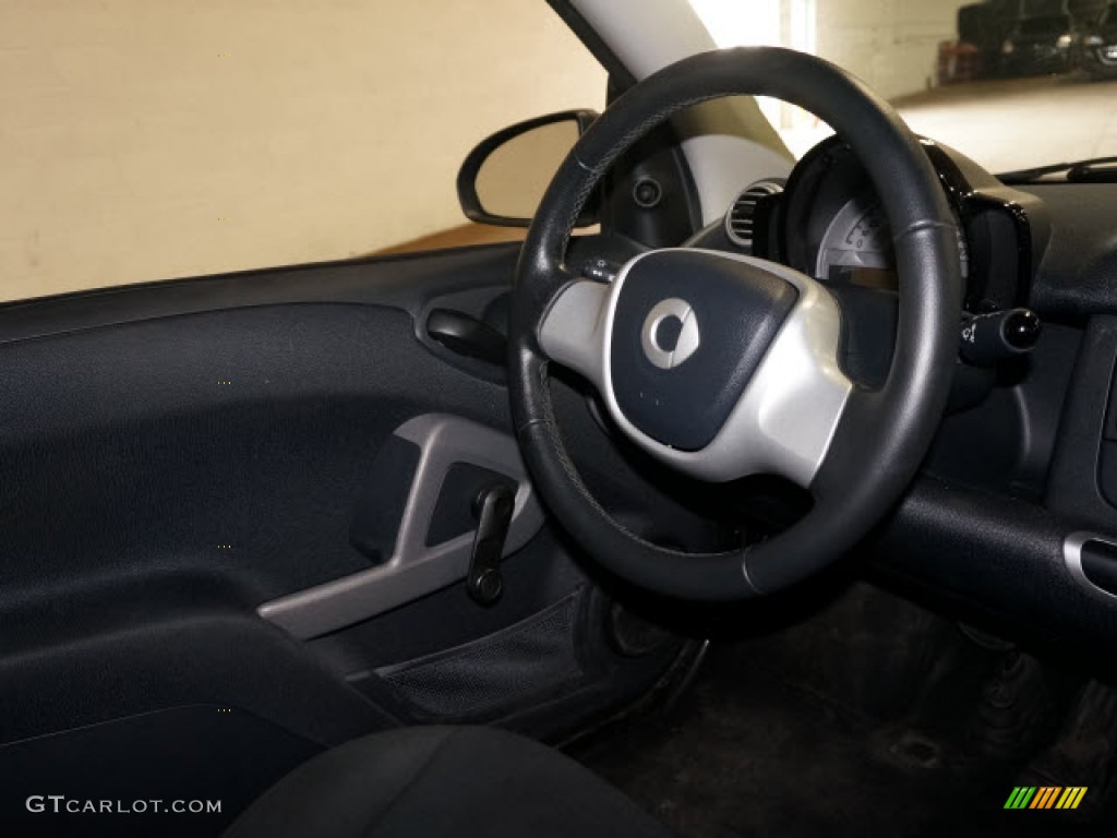 2012 fortwo pure coupe - Crystal White / Plain Black photo #9