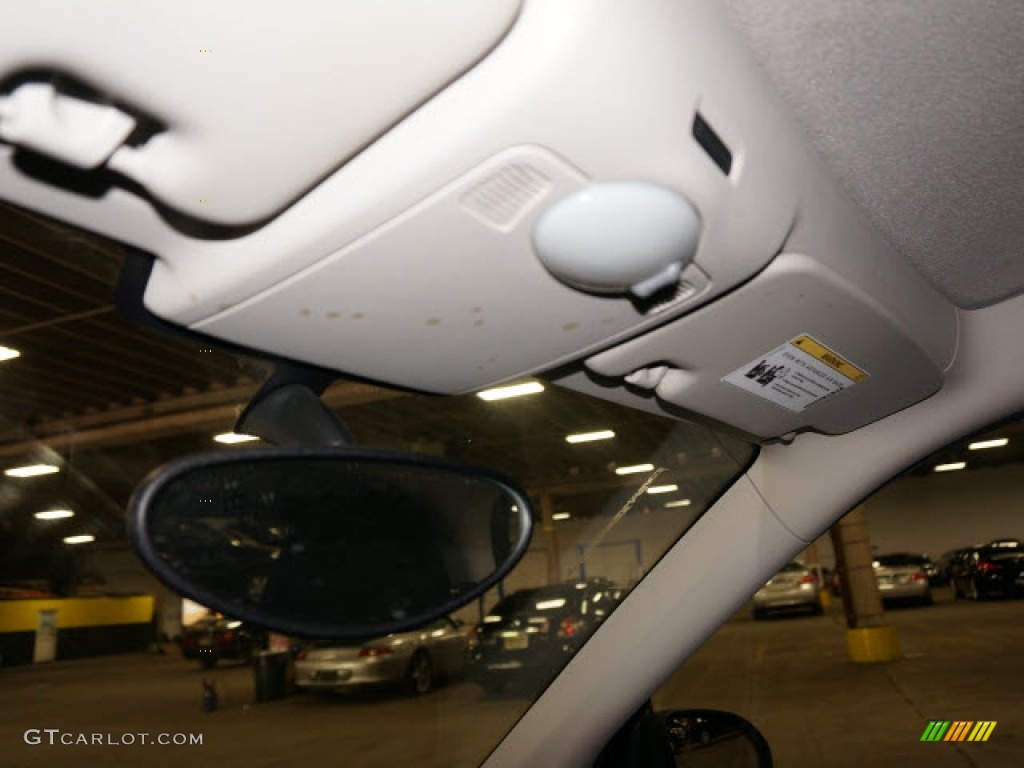 2012 fortwo pure coupe - Crystal White / Plain Black photo #28
