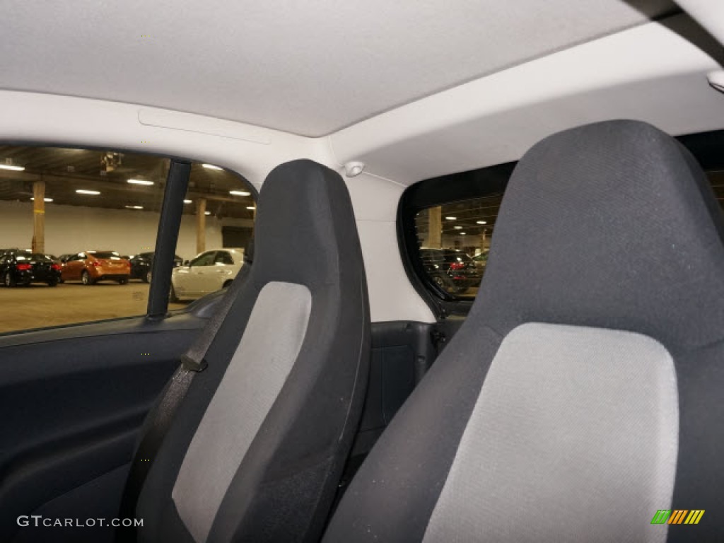 2012 fortwo pure coupe - Crystal White / Plain Black photo #29