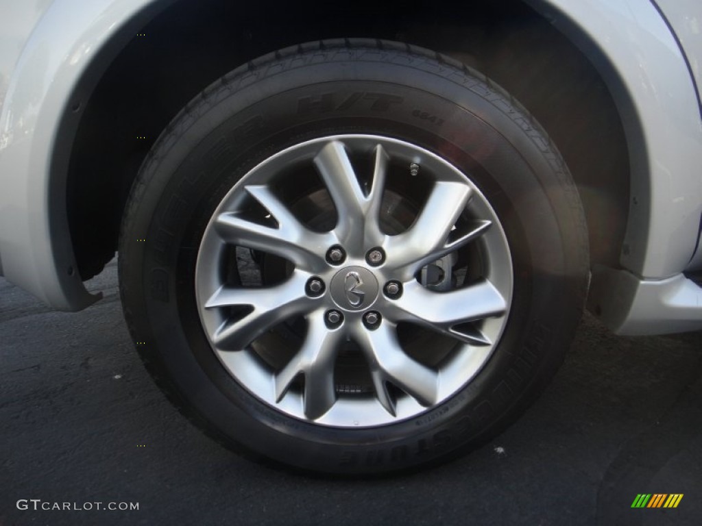 2011 Infiniti QX 56 4WD Wheel Photos
