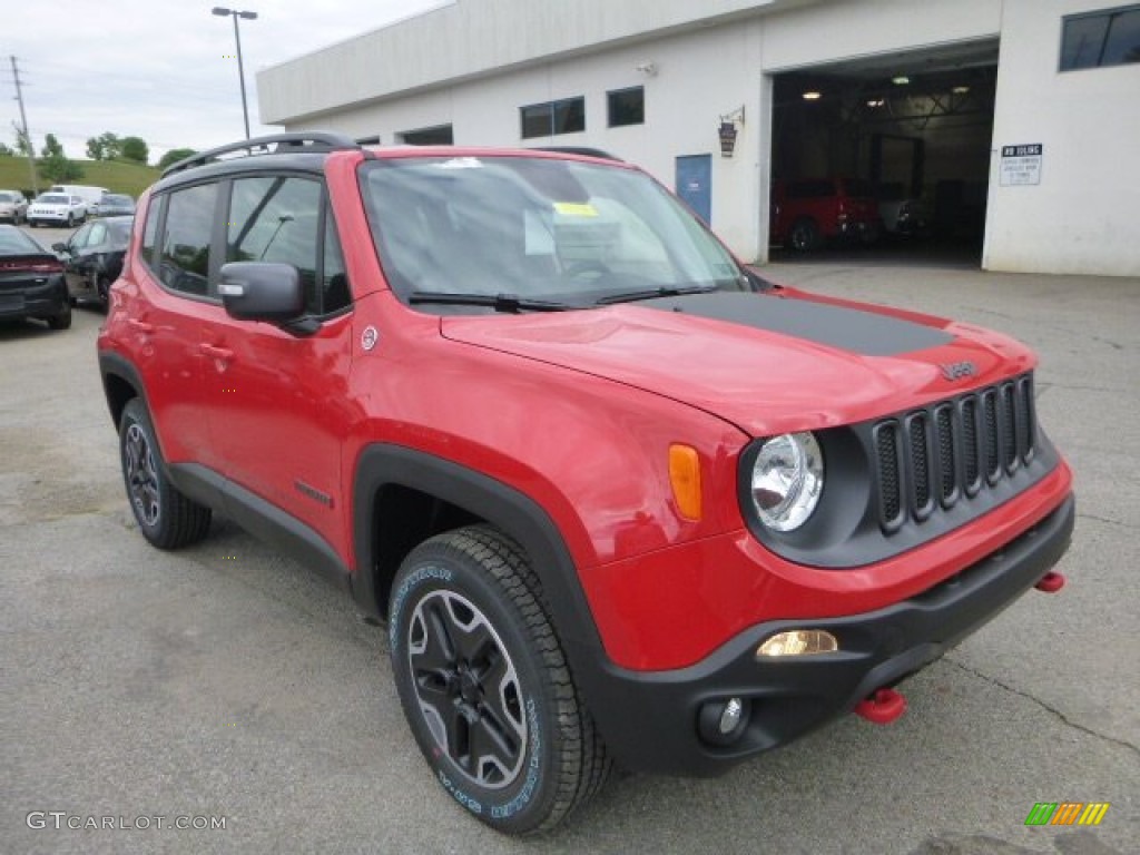 Colorado Red 2015 Jeep Renegade Trailhawk 4x4 Exterior Photo #104538118