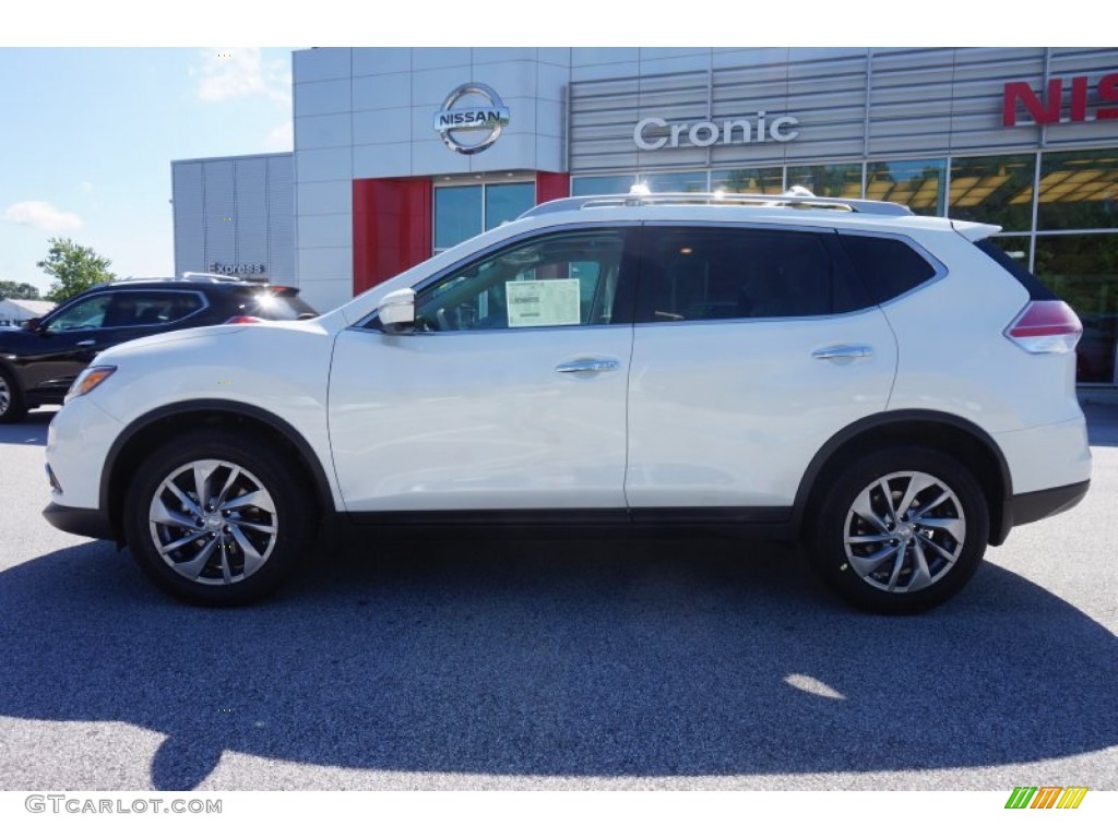 2015 Rogue SL - Pearl White / Almond photo #2