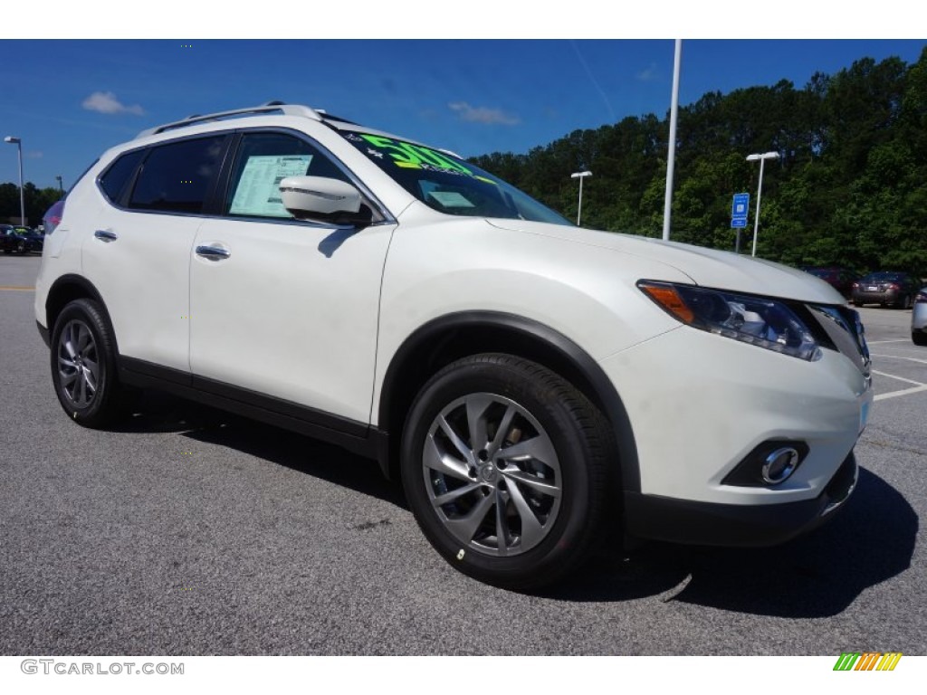 2015 Rogue SL - Pearl White / Almond photo #7