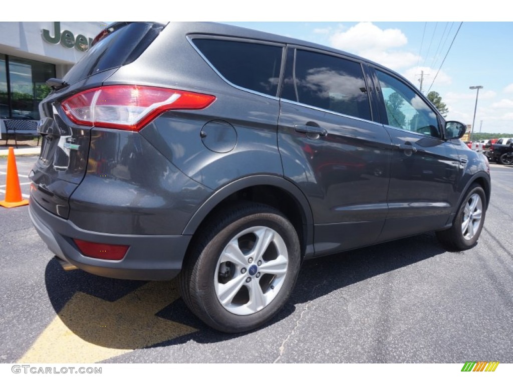 2015 Escape SE - Magnetic Metallic / Medium Light Stone photo #7