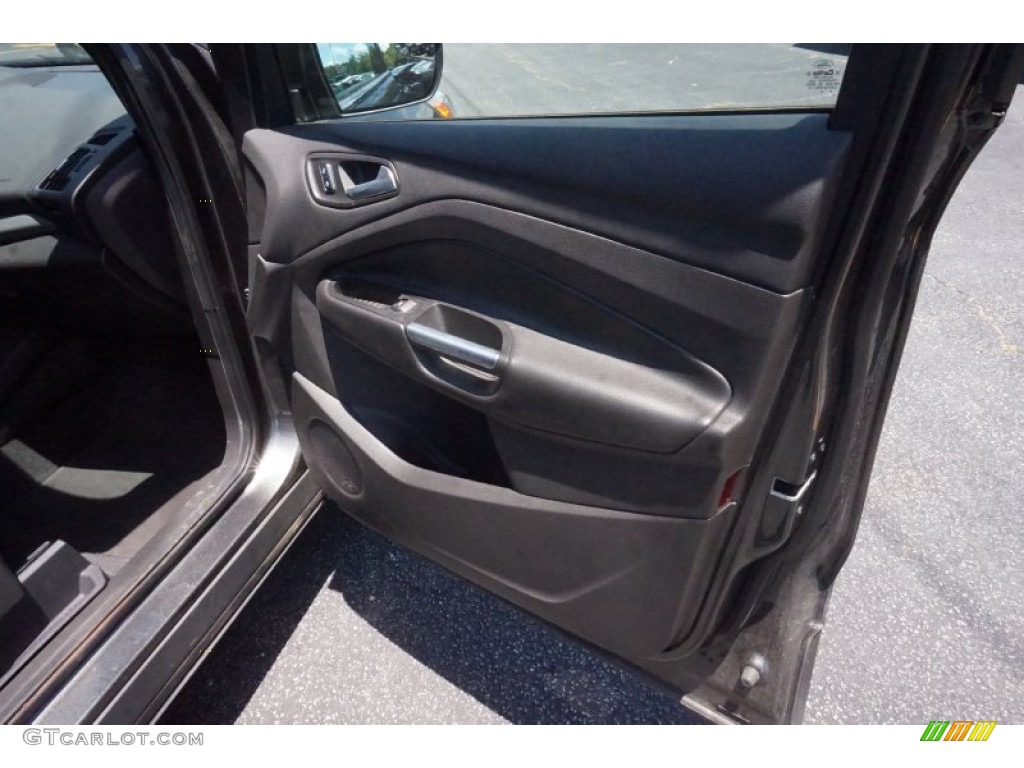 2015 Escape SE - Magnetic Metallic / Medium Light Stone photo #20